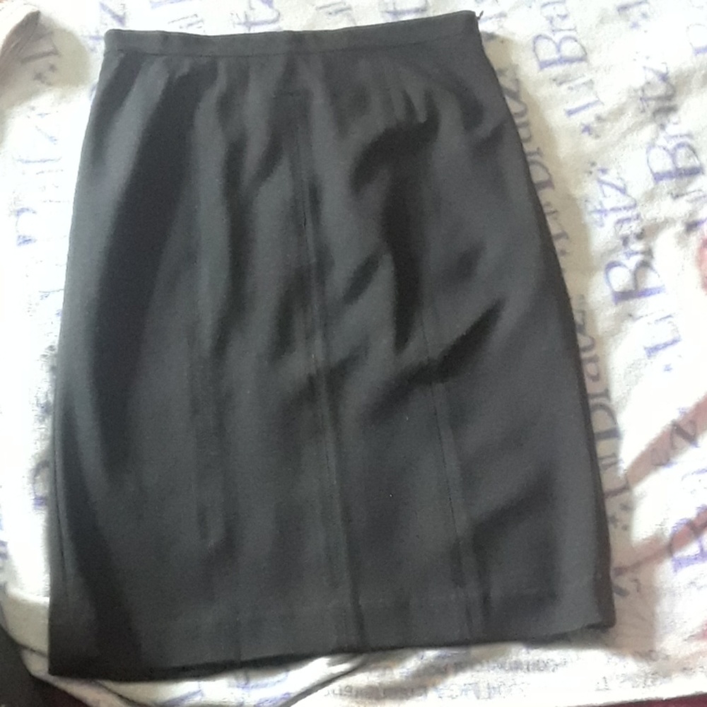 Black pencil skirt